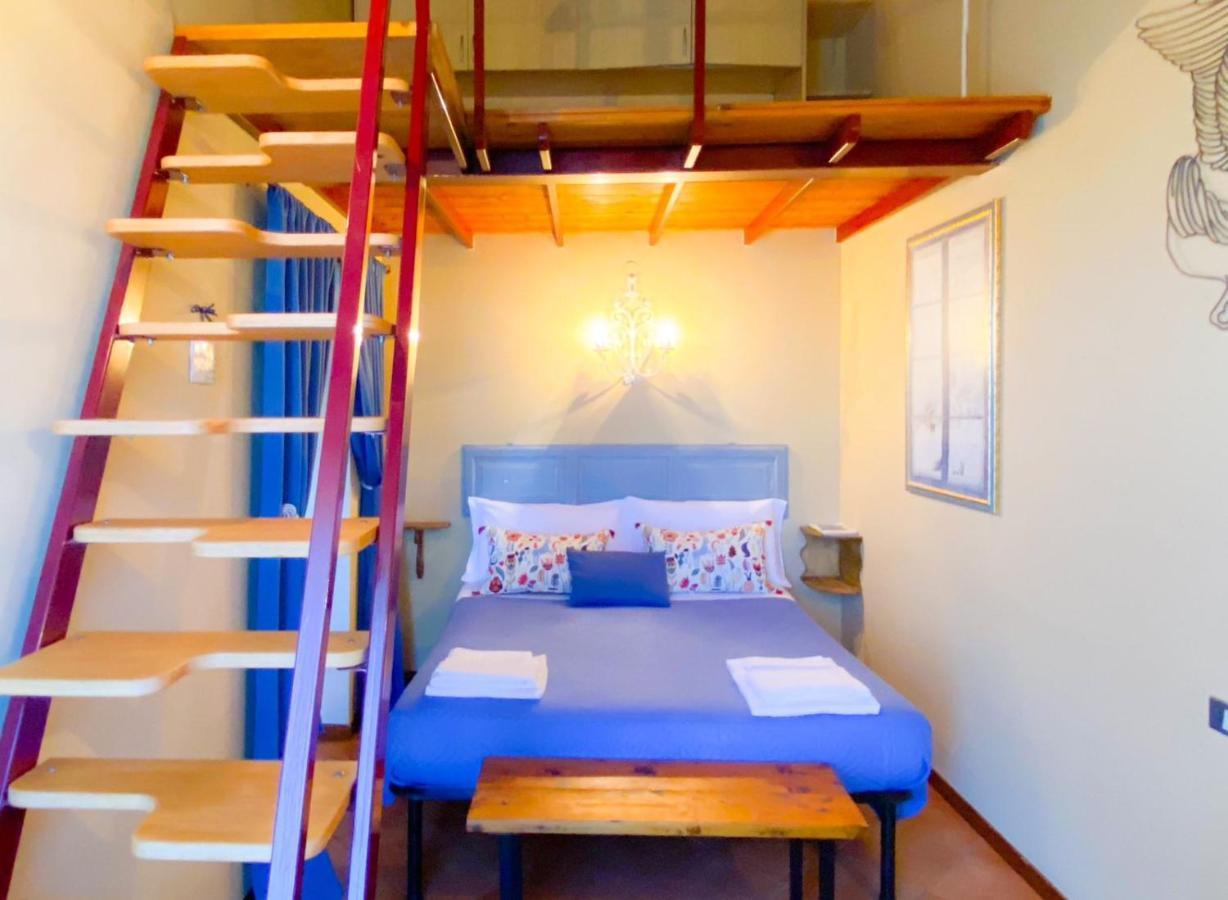 Ca' Tomassino Holiday Apartments Ουρμπίνο Εξωτερικό φωτογραφία