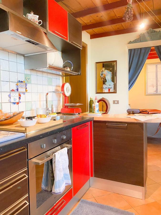 Ca' Tomassino Holiday Apartments Ουρμπίνο Εξωτερικό φωτογραφία