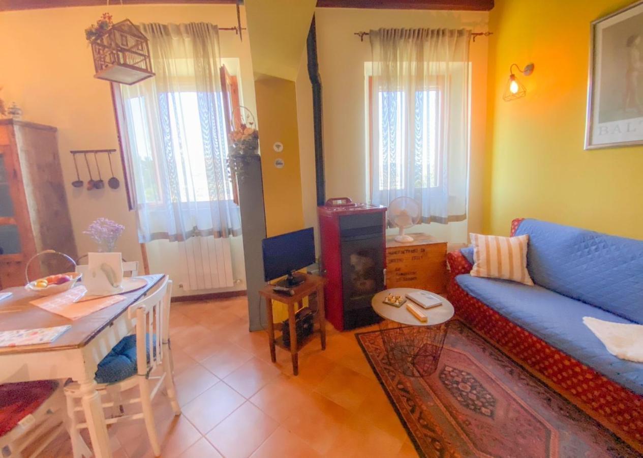 Ca' Tomassino Holiday Apartments Ουρμπίνο Εξωτερικό φωτογραφία